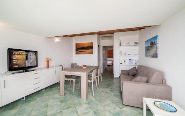 Archimede, appartamento con vista in centro a Marina di Ragusa