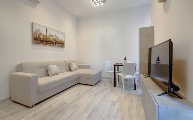 Modern Apartment in the Best Area of Sliema