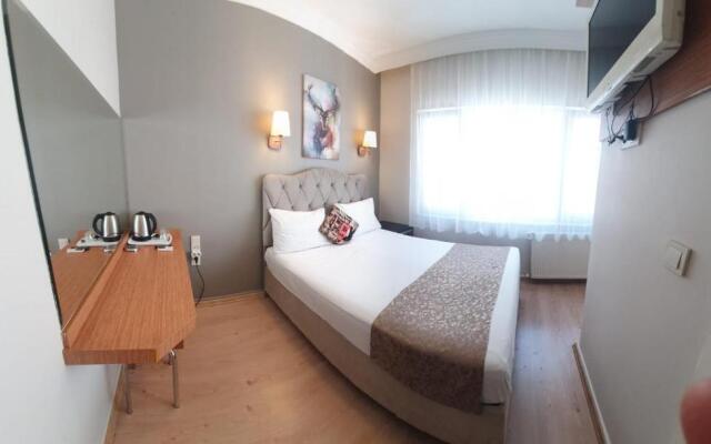 Taksi̇m Li̇fe House