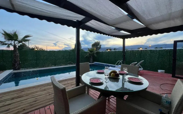 Turkmen Villas