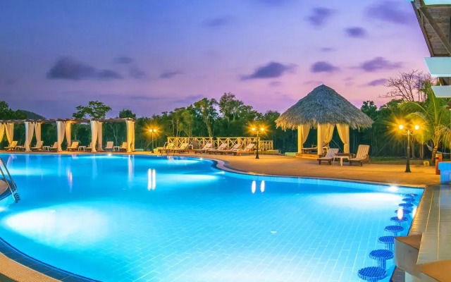 Hotel Playa Pesquero Premium All-Inclusive