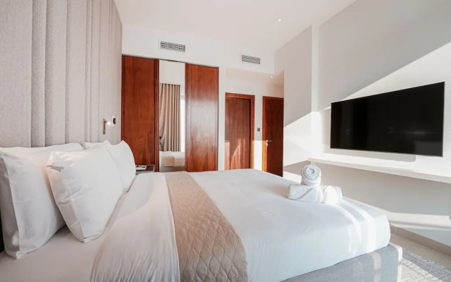 Luxe Living - Spacious 2BR - Marina Gate