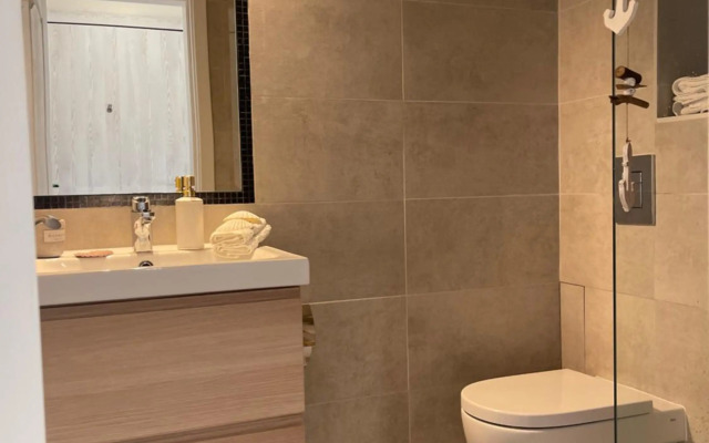 Luxury Central Apartment