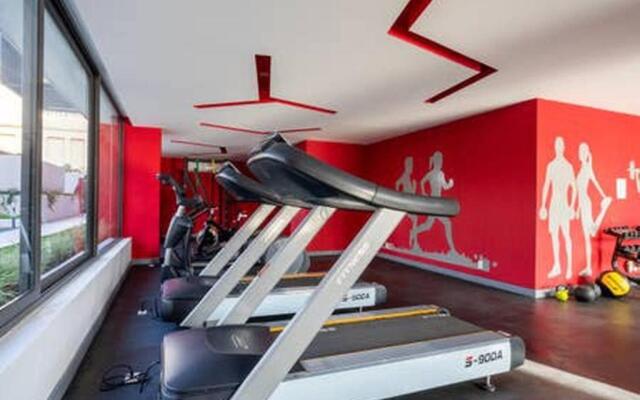 Beautiful Apartment Furnished - Great Location - Swimming Pool Gym Wifiaa
