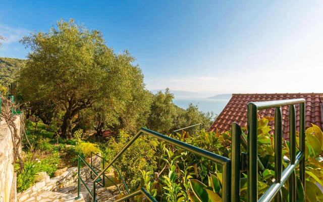 Villa Aris Large Private Pool Walk to Beach Sea Views A C Wifi - 2453