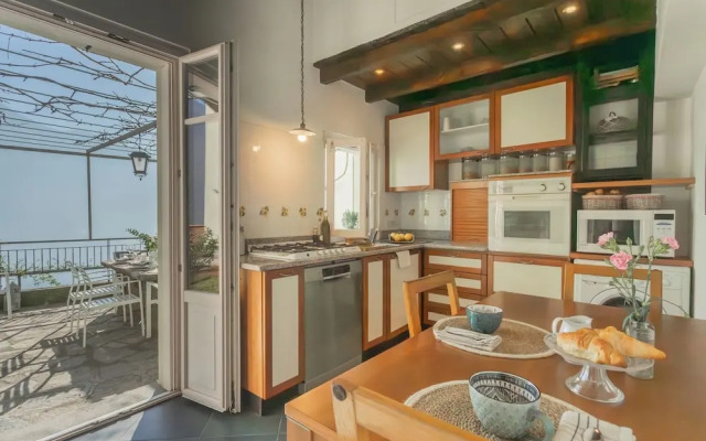 Giuliano's House - Amazing Lake View by Rent all Como