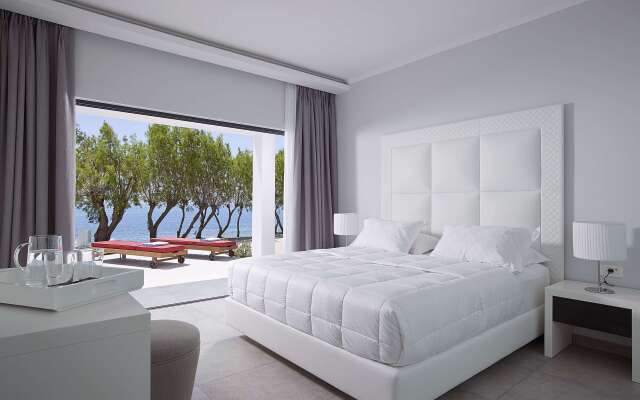 Dimitra Beach Hotel & Suites