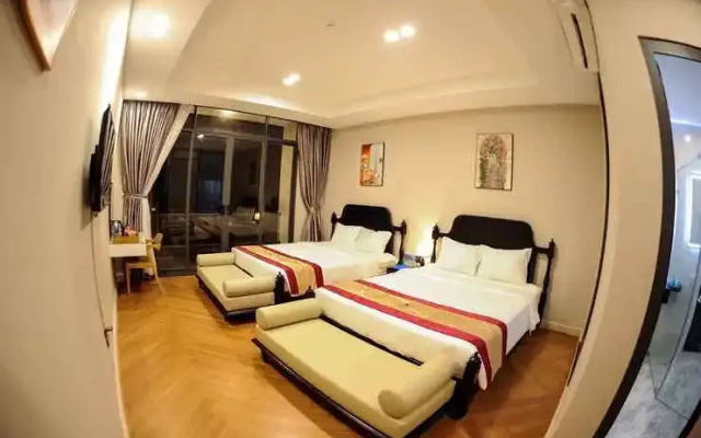 Lahona Hotel