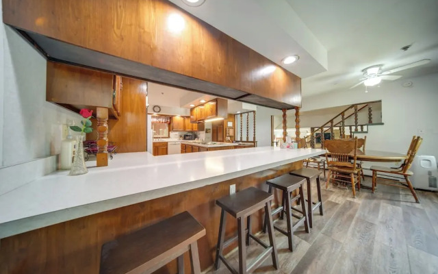 Lake Erie Getaway With Private Pool & Yard!