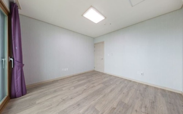 Yeosu Haetteurak Pension