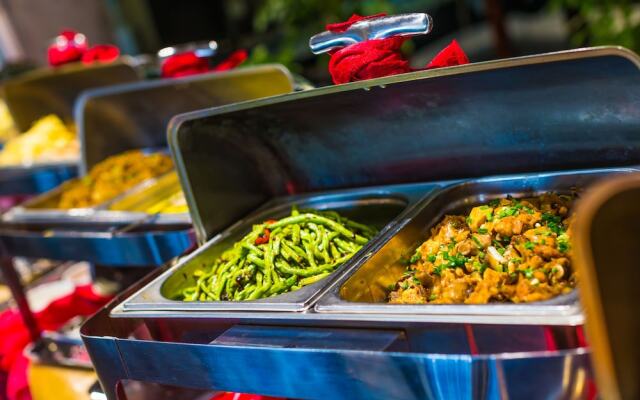 Fengxiang Hot Spring