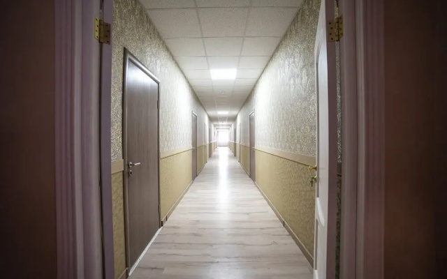 Отель и хостел �Сергеев�