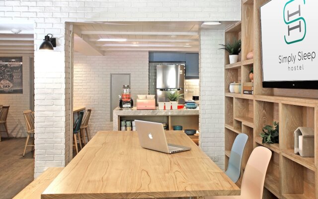 Simply Sleep Hostel