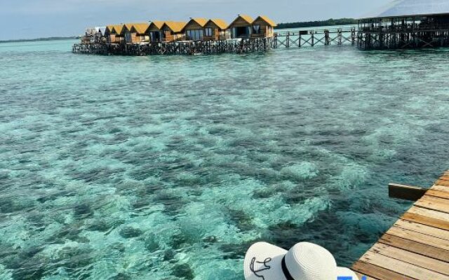 Jelly Sea Resort