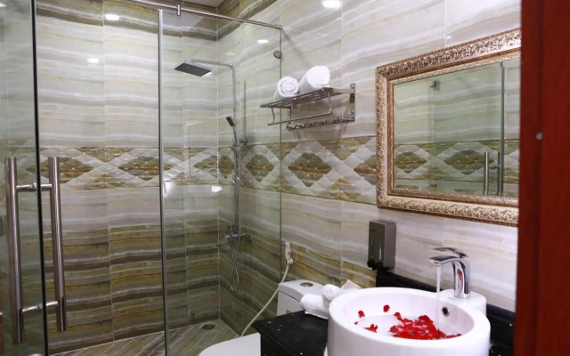 HÙNG MIAMI HOTEl - 3 SAO