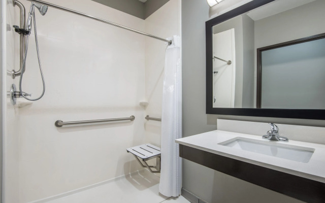 Holiday Inn Express & Suites Stillwater - University Area by IHG