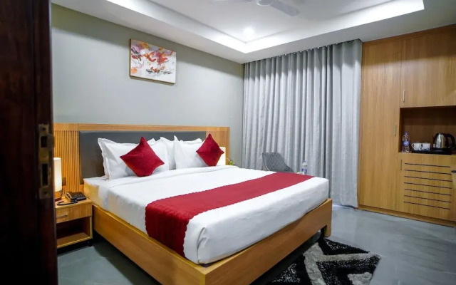 Saltstayz Select - Golf Course Road & Sector 57