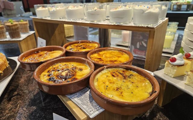 Lloret Vibe Affiliated by FERGUS