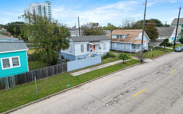 The Dinghy 2 Bedroom Home