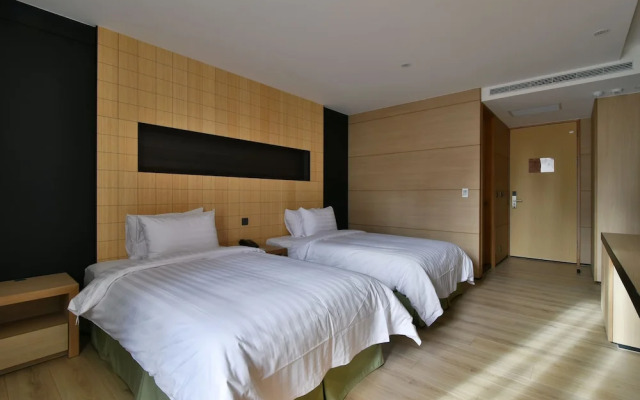 巨蛋旅店 HotelR14