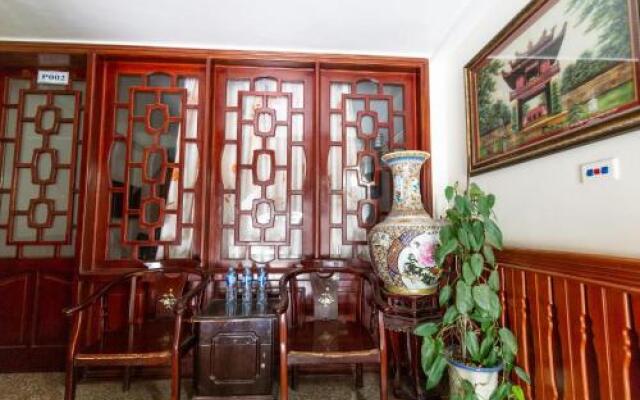 Khách sạn Thái Hưng