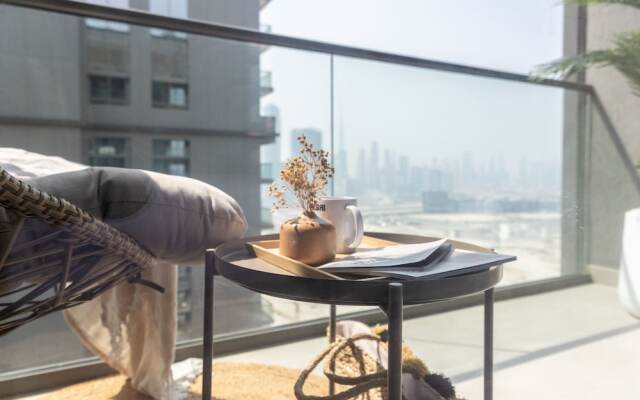 HiGuests - Sobha Creek Vista tower A