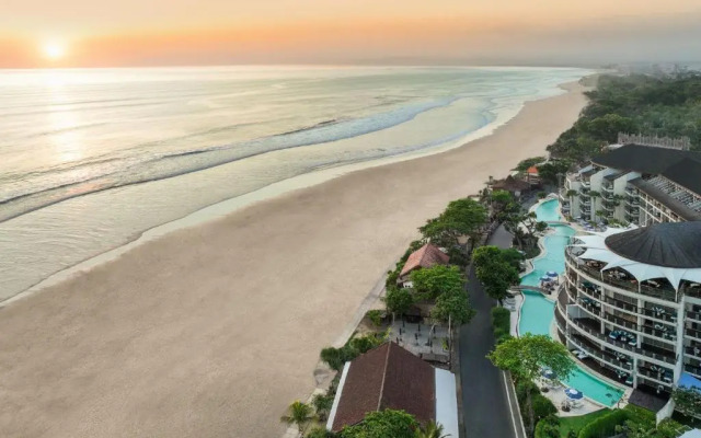 Double-Six Luxury Hotel