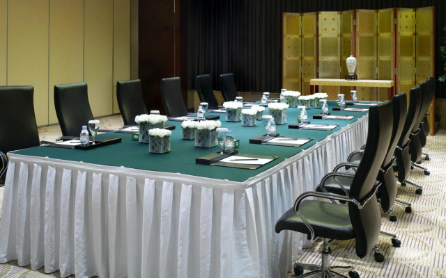 Ramada Plaza Wuhan Optics Valley