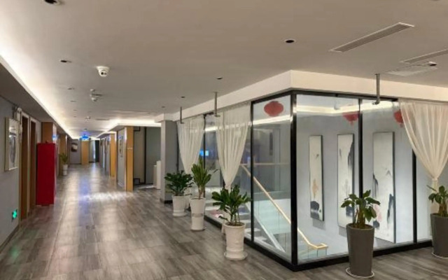 Mingfan Hot Spring Hotel