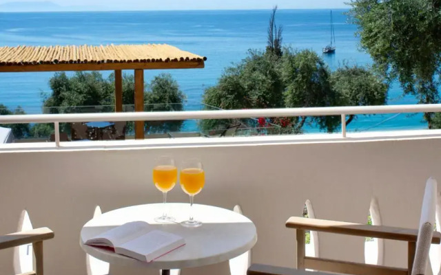 Valtos Beach Hotel
