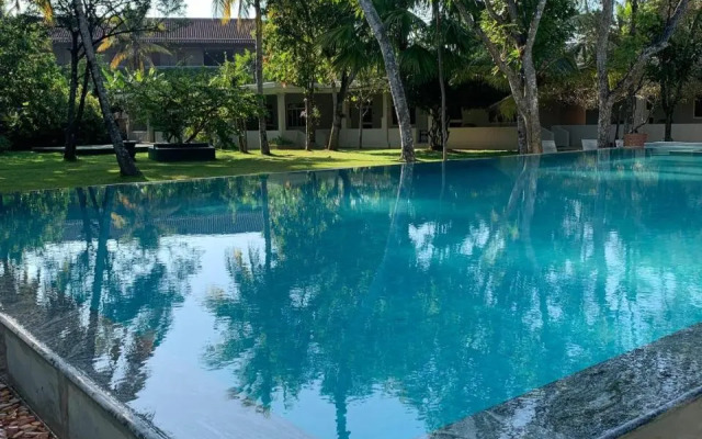 Nilupul Gardens