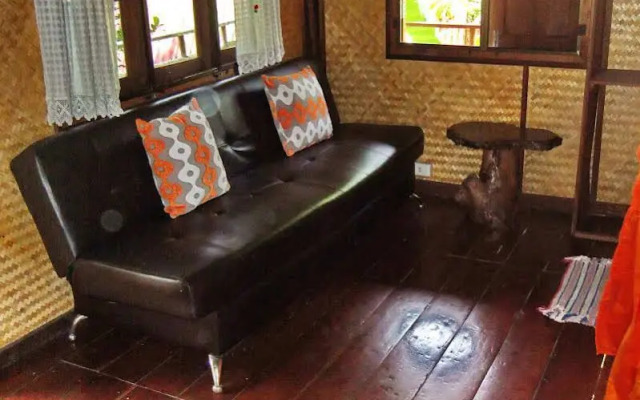 Malee's Nature Lovers Bungalows