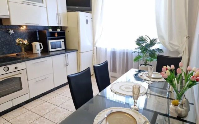 April Apart apartment on Belinsky St., 11/66