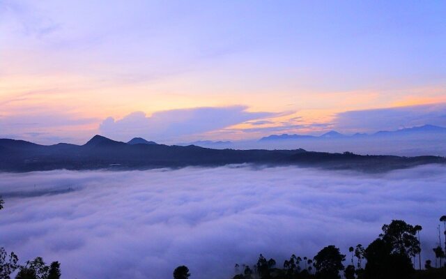 Snow Princess Mountain Glamping Resort at Clubbali, Lembang
