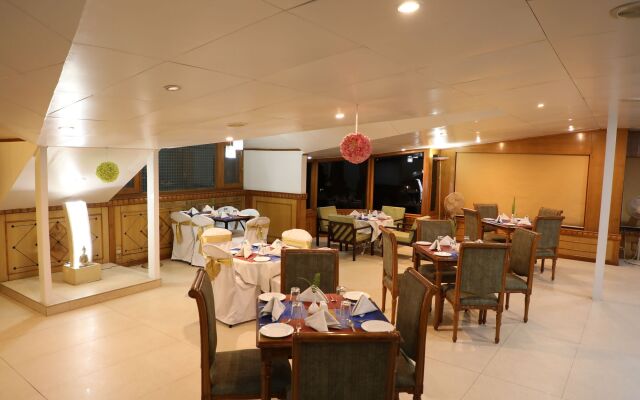 Hotel Baljees Regency
