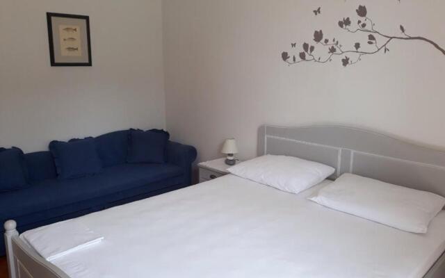Rooms Sentic