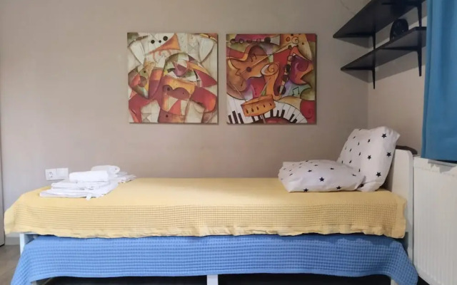Mona Lisa Guest House