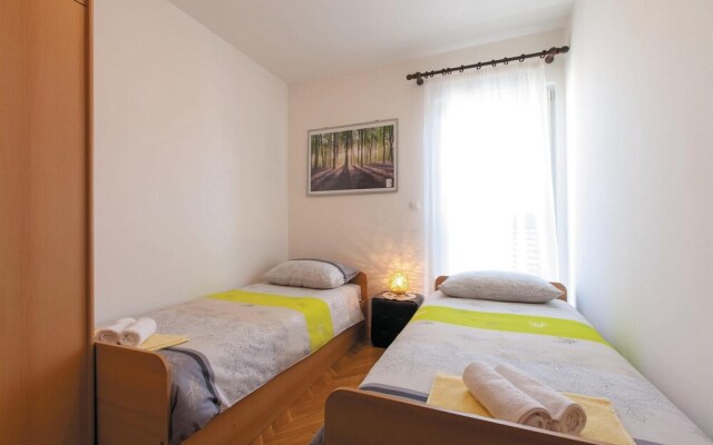 Awesome Home in Kastel Gomilica With Wifi and 3 Bedrooms