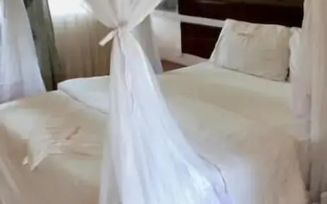 Trotters Hotel
