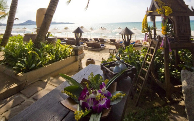 Thai House Beach Resort