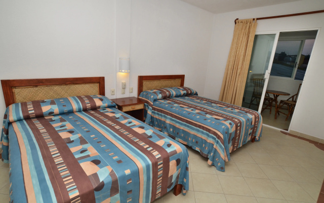 Hotel Suites Ixtapa Plaza