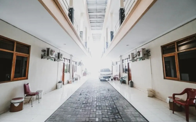 Hotel Family Syariah 2 by RedDoorz