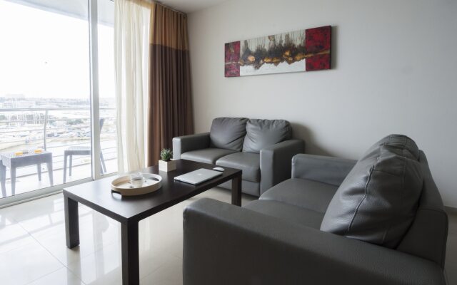 Blubay Apartments by ST Hotel