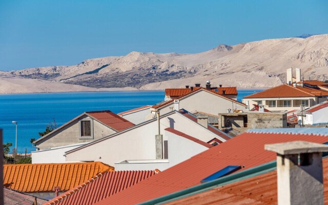 Nice Home in Pag With Wifi and 5 Bedrooms