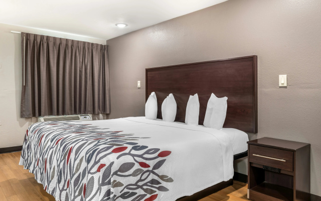 Red Roof Inn North Dallas - Park Central