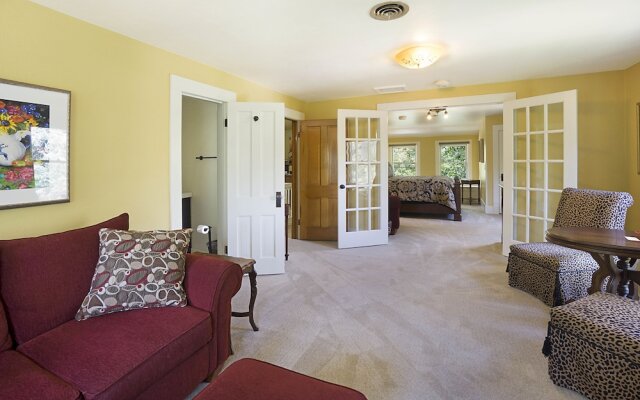 Avenue Hotel Bed and Breakfast