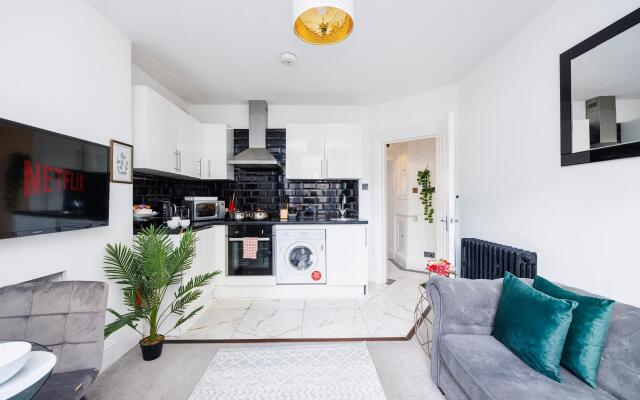London Bridge 2 bed Apartment Borough Market