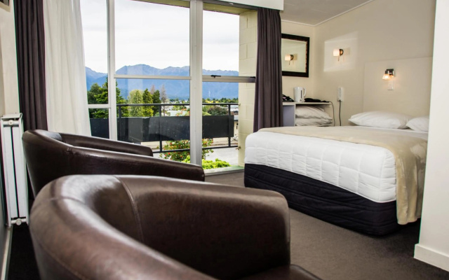 Fiordland Hotel – Guest Rooms – Te Anau