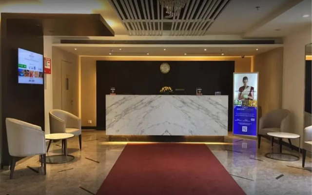 Deventure Sarovar Portico Kapashera
