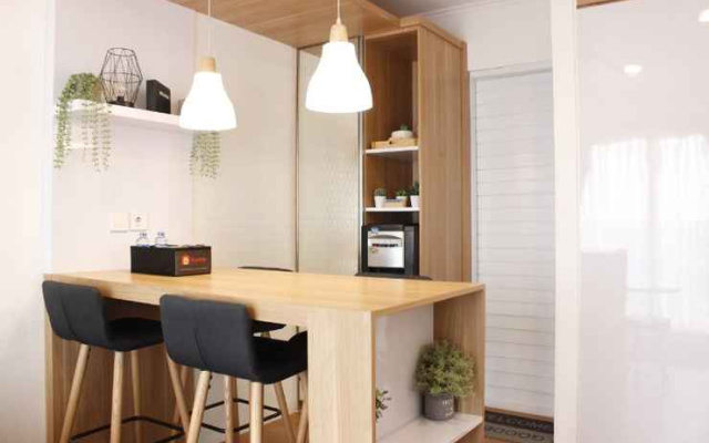 2BR Classic and Comfy at Gateway Pasteur Apartment By Travelio